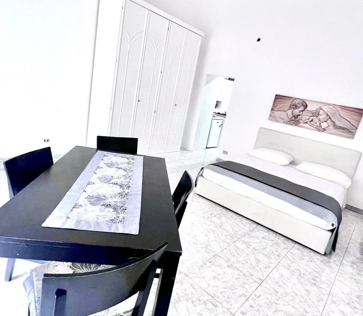 A Ninnella Casa Vacanze Naples 0*,