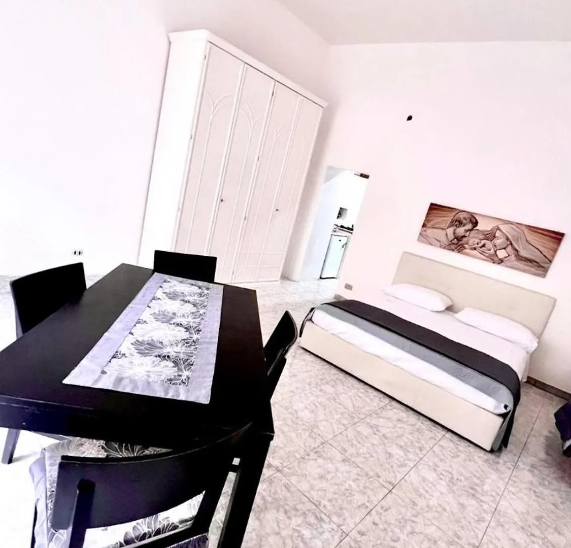 A Ninnella Casa Vacanze Naples 0*,  Italy